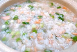 鶏肉と野菜の雑炊