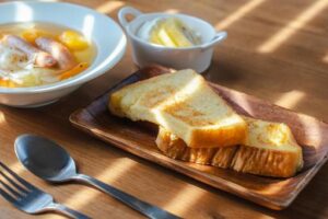 フレンチトーストを一晩漬