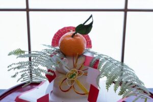 正月飾りに「みかん」