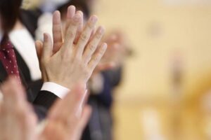 一本締め,三本締め,違い