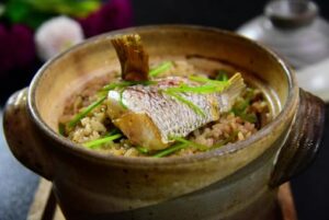 ノドグロ 土鍋ご飯仕立て