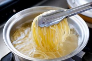 パスタ伸びないコツ