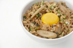 トルティーヤ　鶏そぼろ×卵　