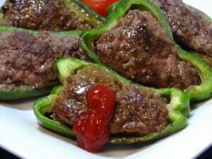 ピーマンの肉詰め