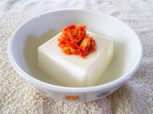 冷奴　キムチ