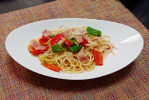 ベーコン入り夏野菜パスタ