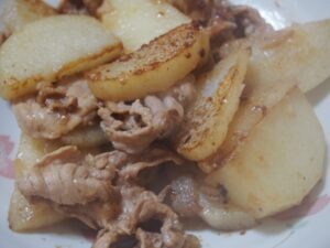 長いもと豚肉の甘辛炒め