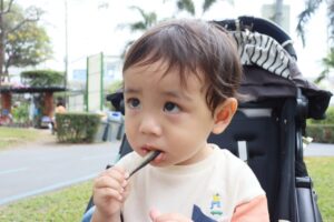 子ども