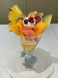 フルーツパフェ