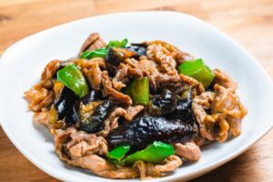 なすと豚肉の炒め物