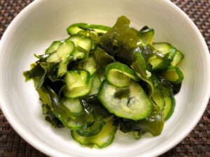 きゅうりとわかめの酢の物
