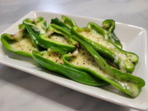 ピーマンのチーズ焼き