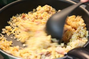 焼き飯をパラパラにする方法