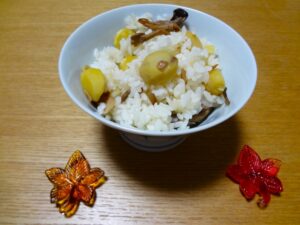 栗ご飯　しめじ