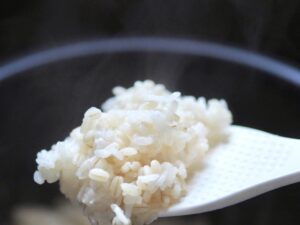 麦ごはん　固い