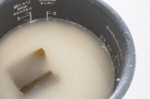 炊飯器　昆布