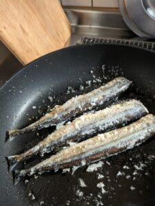 サンマ 塩焼き フライパン