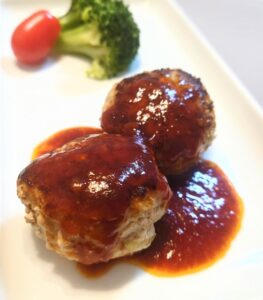 ミニトマト入りハンバーグ