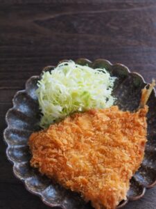 アジフライ千切りキャベツ