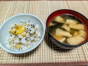 栗ご飯　汁物