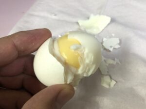 ゆで卵　失敗