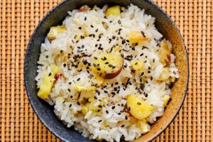 さつまいもご飯 黒ゴマ