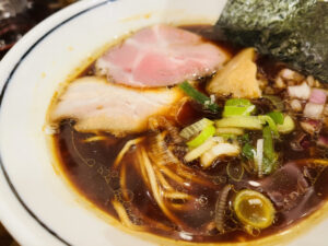 富山ブラックラーメン