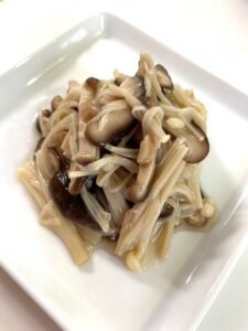 きのこのマリネ