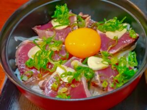 かつおのたたき丼