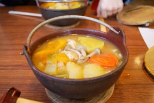 山梨　ほうとう　じゃがいも