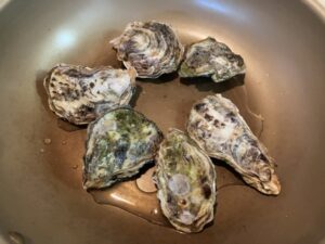 久美浜の牡蠣　フライパン